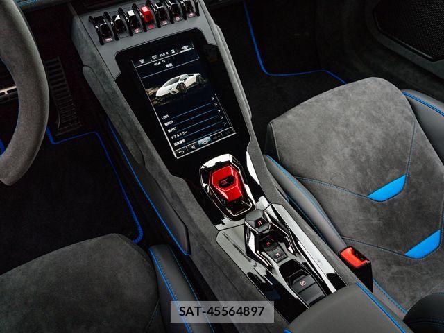 Lamborghini Huracan 2024-02 883506-23