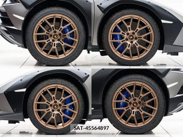 Lamborghini Huracan 2024-02 883506-7