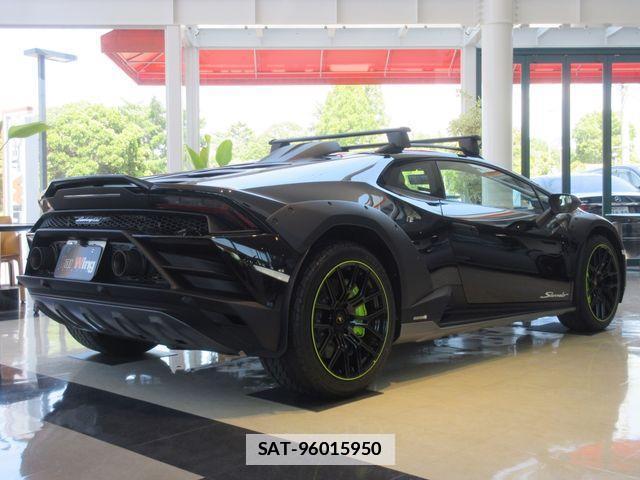 Lamborghini Huracan 2024-01 1007046-7