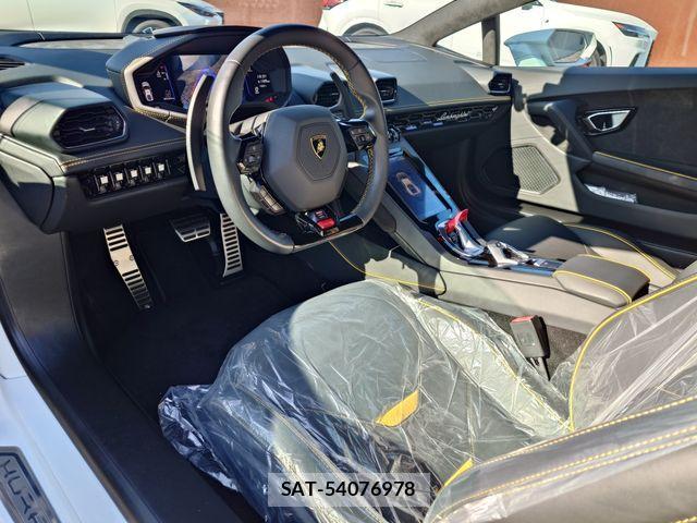 Lamborghini Huracan 2022-01 1717535-11