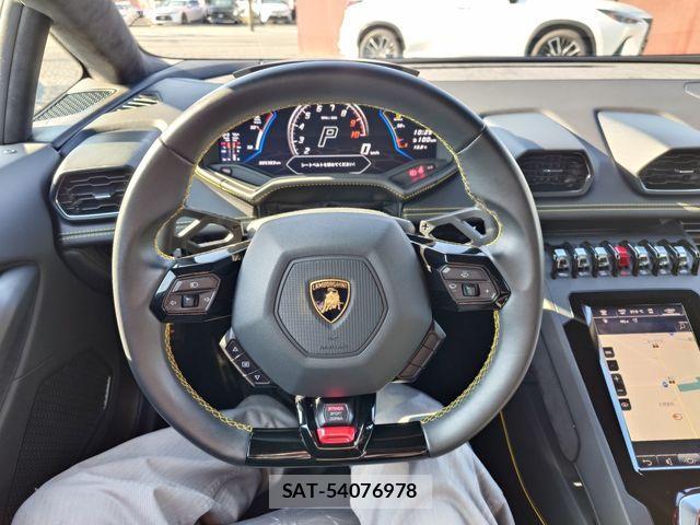Lamborghini Huracan 2022-01 1717535-14