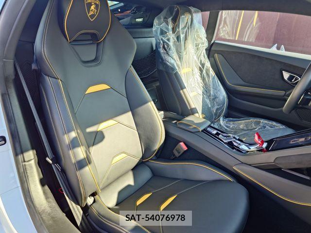 Lamborghini Huracan 2022-01 1717535-24