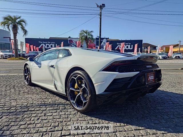 Lamborghini Huracan 2022-01 1717535-2