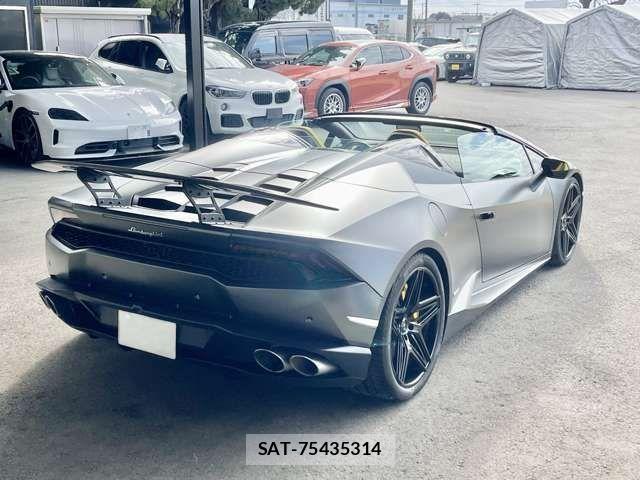 Lamborghini Huracan 2016-08 3770802-12