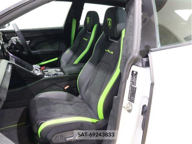 Lamborghini URUS 2024-10 621709-16
