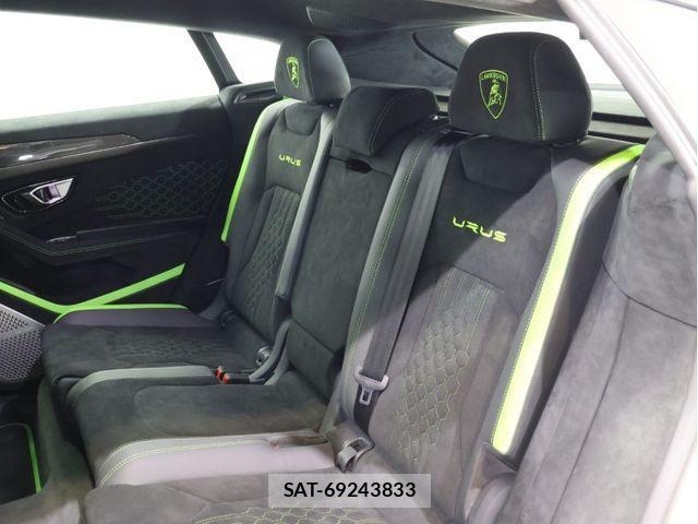 Lamborghini URUS 2024-10 621709-17