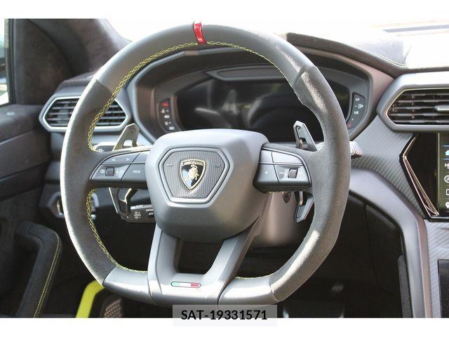 Lamborghini URUS 2024-06 850963-14