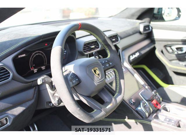Lamborghini URUS 2024-06 850963-18