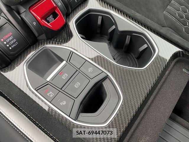 Lamborghini URUS 2025-05 1052970-22