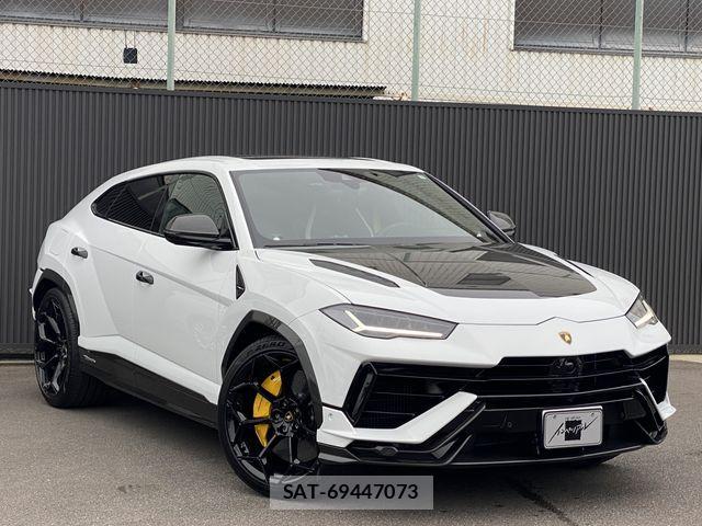 Lamborghini URUS 2025-05 1052970-5