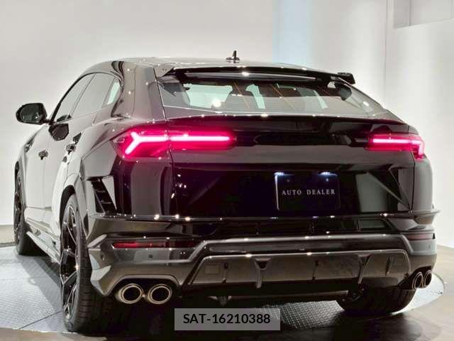 Lamborghini URUS 2025-02 1380969-17