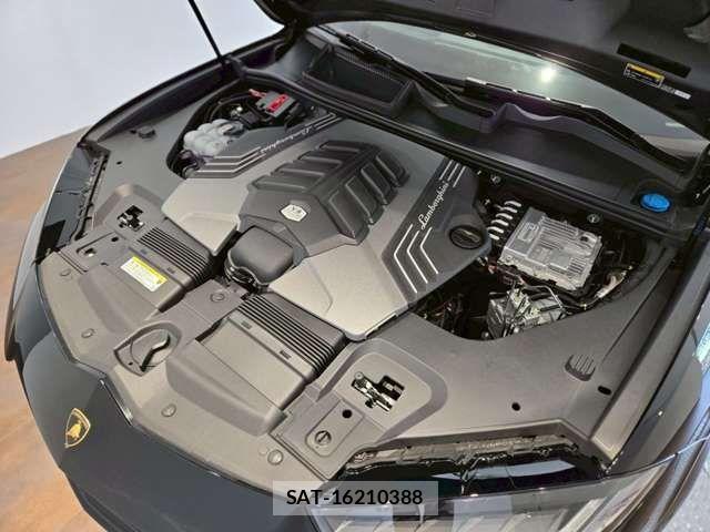 Lamborghini URUS 2025-02 1380969-2