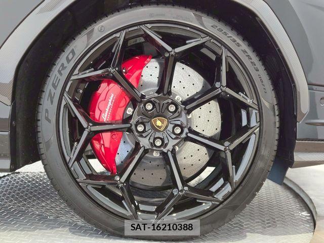 Lamborghini URUS 2025-02 1380969-29