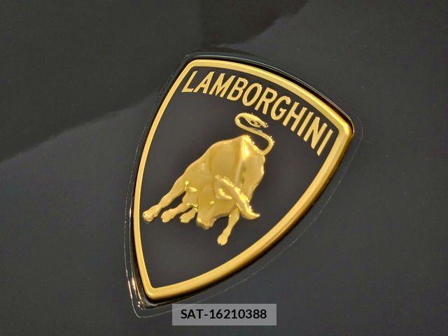 Lamborghini URUS 2025-02 1380969-3