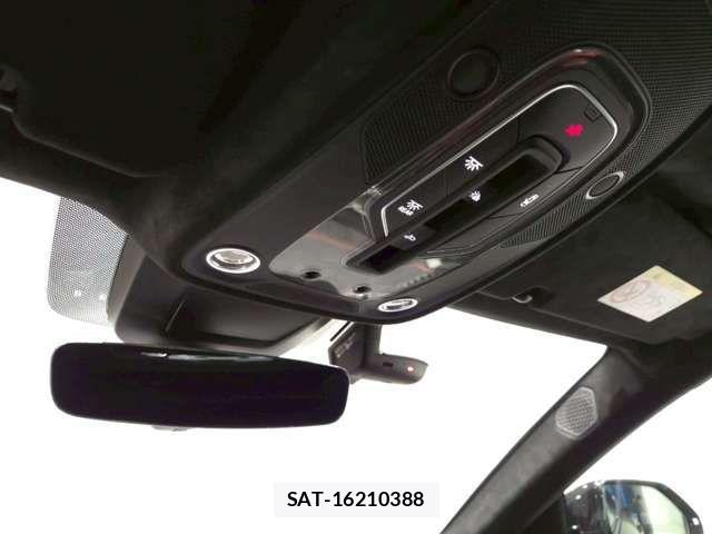 Lamborghini URUS 2025-02 1380969-4
