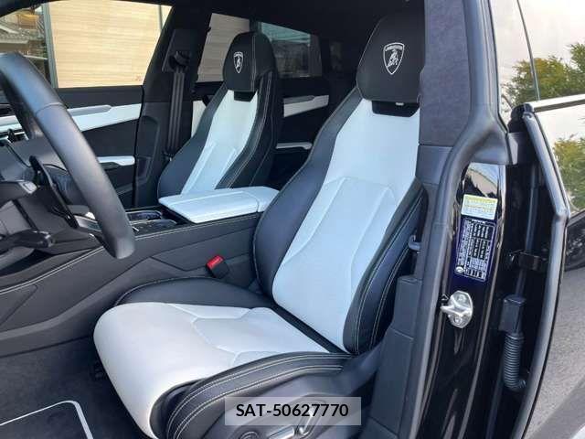 Lamborghini URUS 2019-08 2081115-3