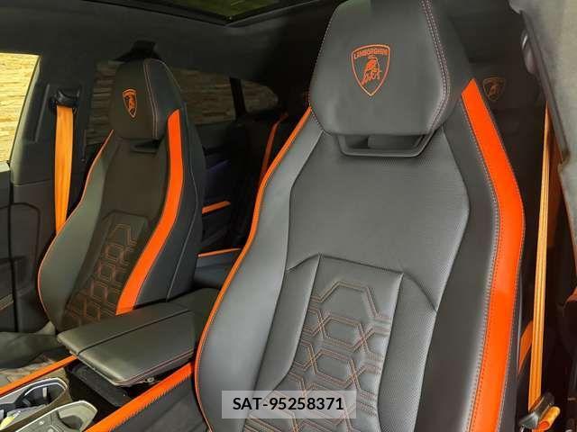 Lamborghini URUS 2025-05 2099783-15