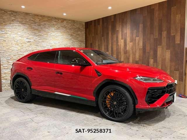 Lamborghini URUS 2025-05 2099783-3