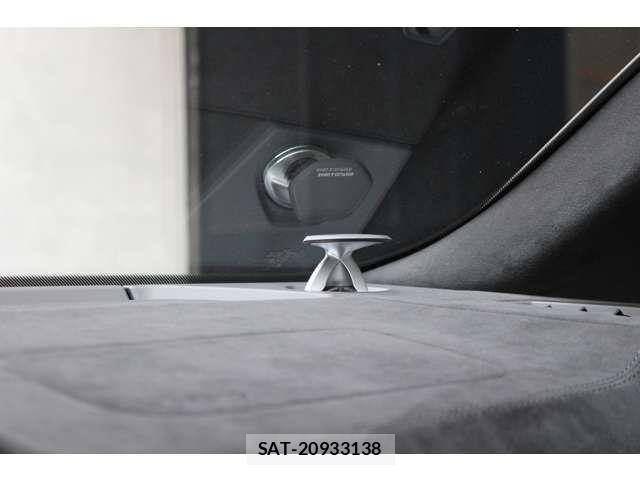 Lamborghini URUS 2025-05 3673413-18