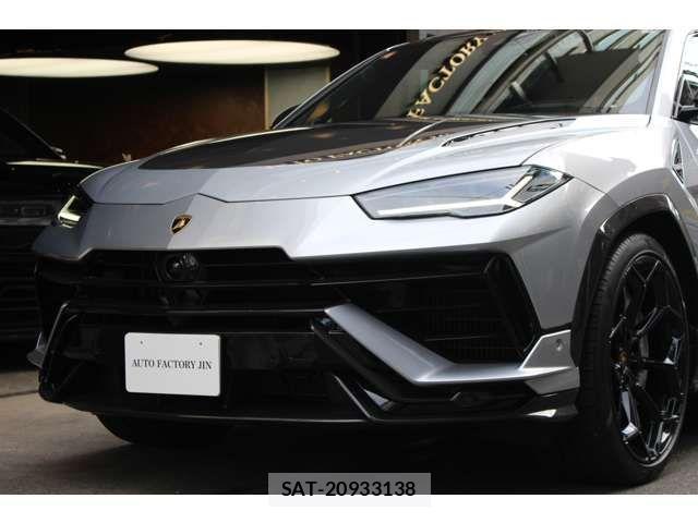 Lamborghini URUS 2025-05 3673413-6