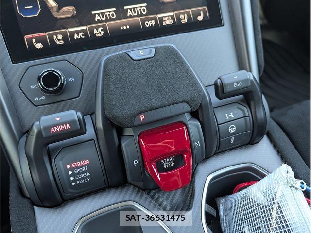 Lamborghini URUS 2024-06 6612593-16