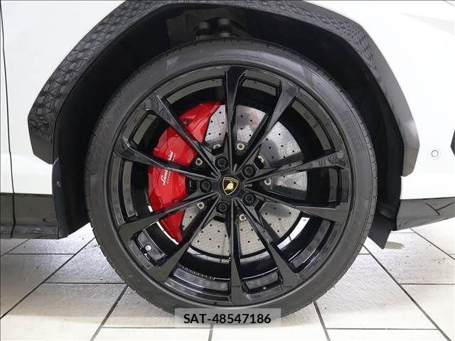 Lamborghini URUS 2019-09 6612595-15