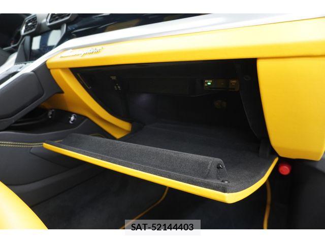 Lamborghini URUS 2019-04 6612596-25