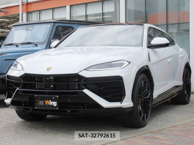 Lamborghini URUS 2025-06 7220457-0