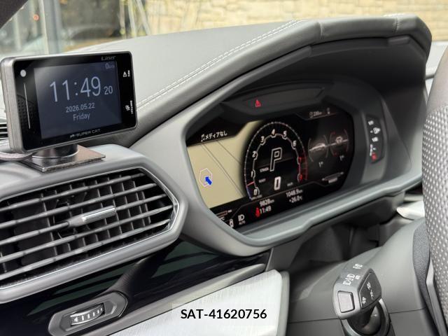 Lamborghini URUS 2022-02 7220447-12