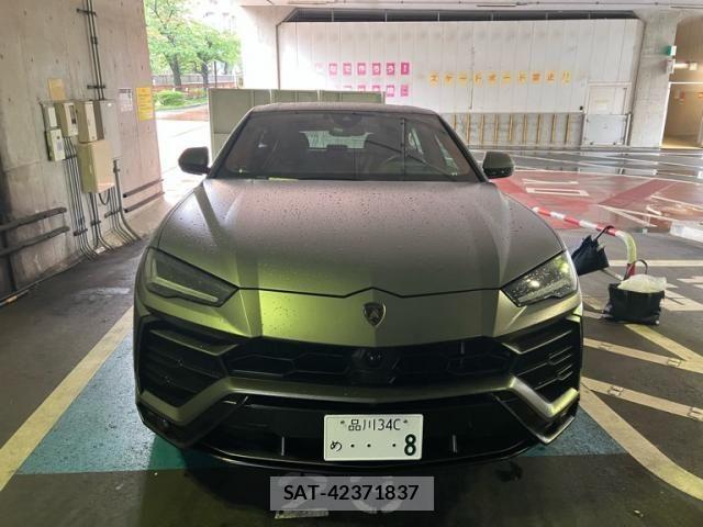 Lamborghini URUS 2021-12 7272143-3