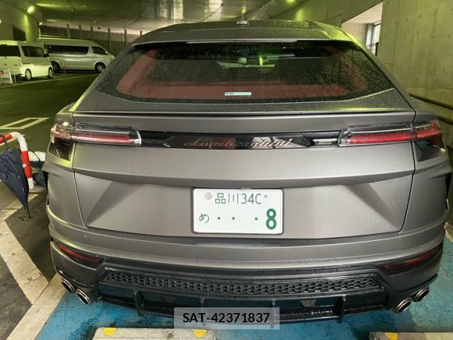 Lamborghini URUS 2021-12 7272143-5