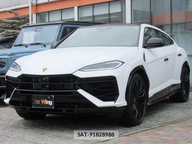 Lamborghini URUS 2025-10 7358325-0