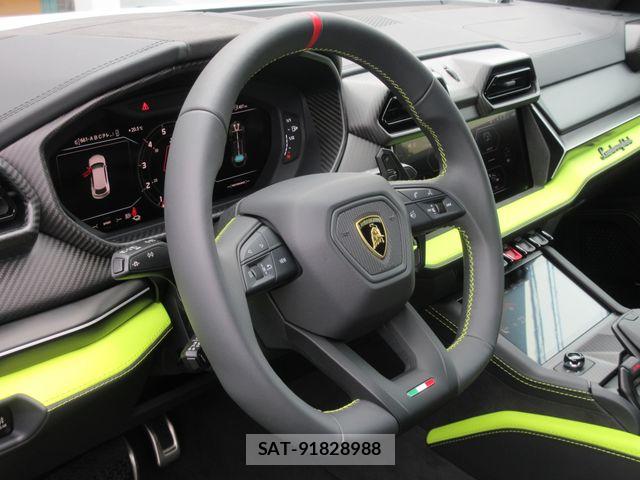 Lamborghini URUS 2025-10 7358325-18