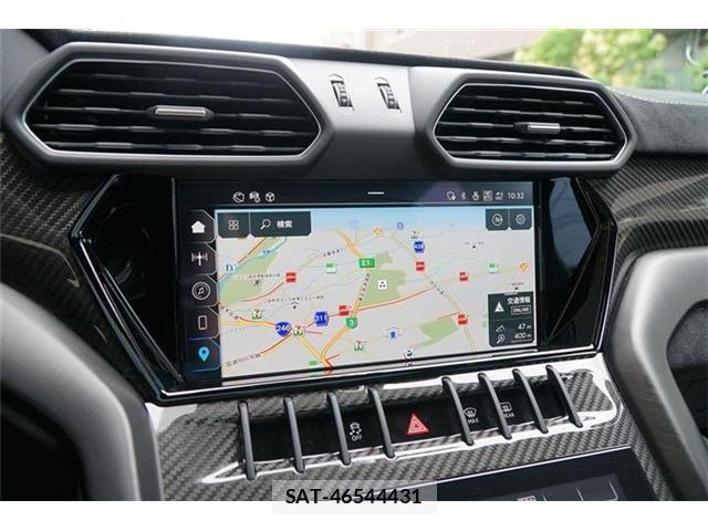 Lamborghini URUS 2024-12 7724701-22