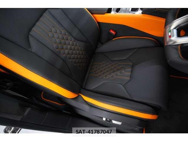 Lamborghini URUS 2025-09 7786117-15