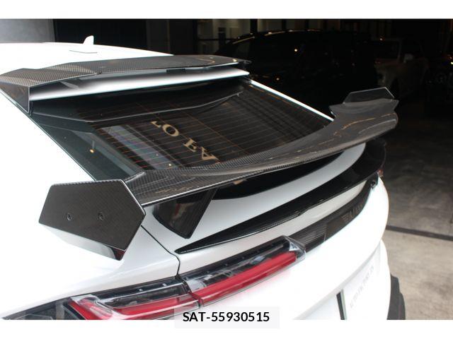 Lamborghini URUS 2020-05 8315018-20