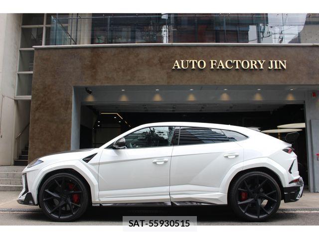 Lamborghini URUS 2020-05 8315018-3