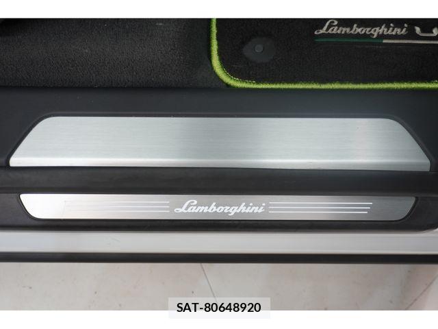 Lamborghini URUS 2019-08 8366541-27