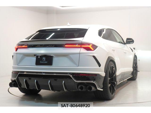 Lamborghini URUS 2019-08 8366541-4