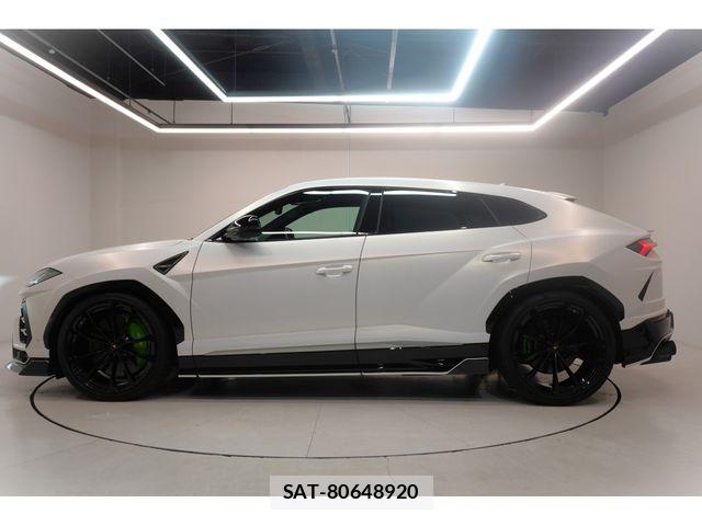 Lamborghini URUS 2019-08 8366541-7