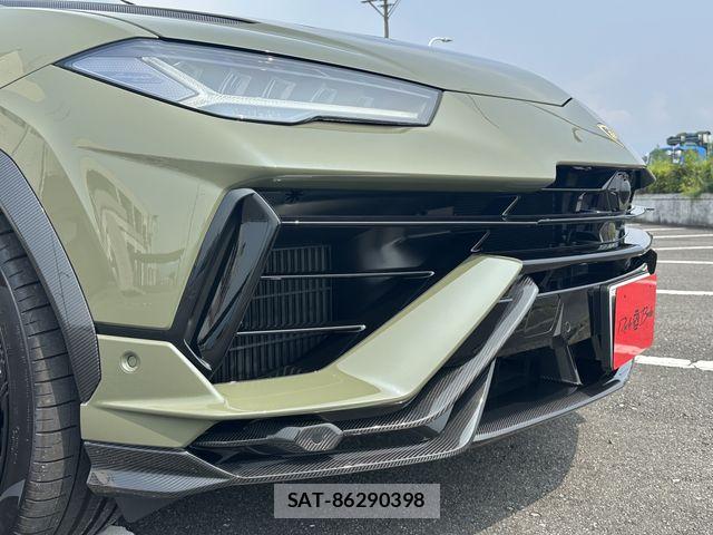 Lamborghini URUS 2026-07 8366543-17