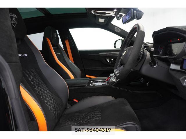 Lamborghini URUS 2023-06 8525407-21