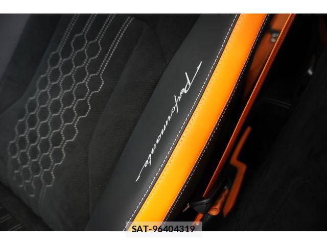 Lamborghini URUS 2023-06 8525407-24
