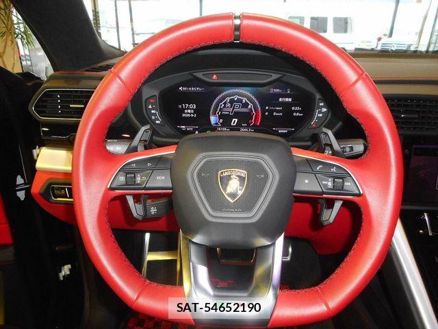 Lamborghini URUS 2019-07 8829727-18