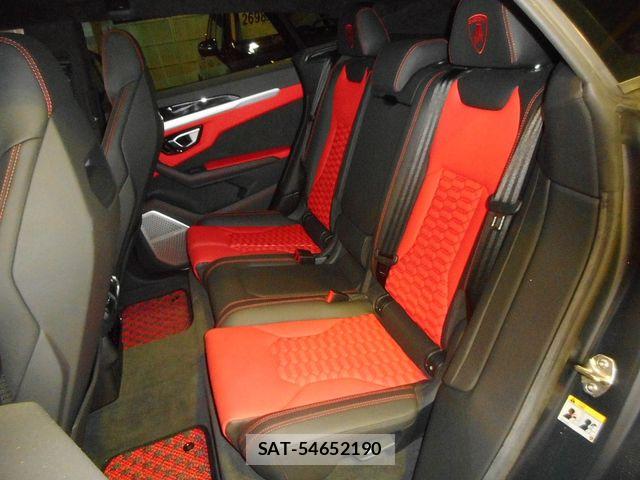 Lamborghini URUS 2019-07 8829727-25