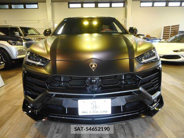 Lamborghini URUS 2019-07 8829727-3