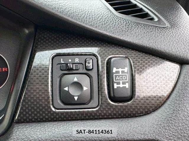 Mitsubishi LANCER 2005-12 1055953-22