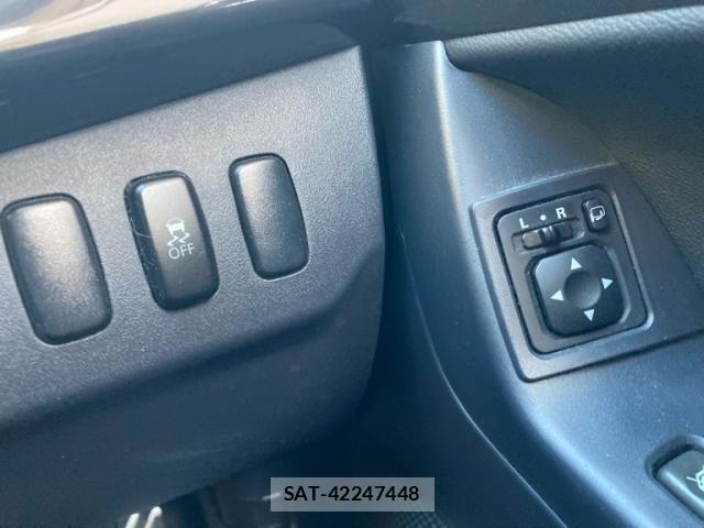 Mitsubishi LANCER 2010-11 3414434-23