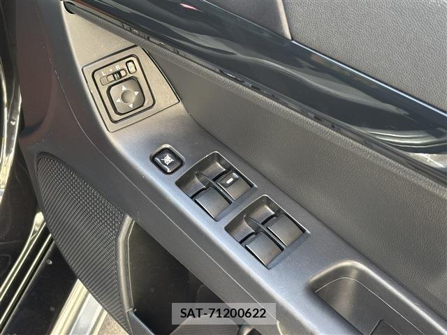 Mitsubishi LANCER 2012-12 6815547-22