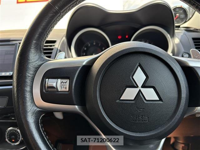Mitsubishi LANCER 2012-12 6815547-5